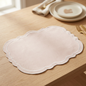 Napperons de table en tissu à bords festonnés brodés en gros - Product Image 1