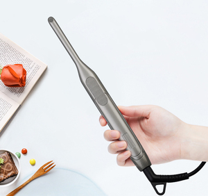 เครื่องห<span class=keywords><strong>น</strong></span>ีบ<span class=keywords><strong>ผม</strong></span>แบบดินสอ 2 in 1 ขนาดเล็ก แผ่นไทเทเนียม หน้าจอ LED ใช้ไฟฟ้า สำหรับ<span class=keywords><strong>ผม</strong></span><span class=keywords><strong>สั้น</strong></span> หนวด<span class=keywords><strong>เครา</strong></span> หน้าม้า ทรงผมพิกซี่คัต - Product Image 4