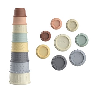 Bloques de construcción de clasificación educativa temprana suave para niños sin BPA, juguetes apiladores Montessori para bebés, tazas apilables de silicona para aprendizaje sensorial - Product Image 1