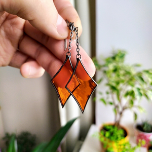Boucles d'oreilles pendantes en résine florale faites à la main, design personnalisé, style islamique, bijoux de fête pour femmes, cadeau d'anniversaire, MN EXPORTS - Product Image 1
