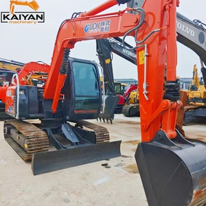 Mini-excavatrice sur chenilles Hitachi ZX70 d'occasion de 7 tonnes avec godet standard de 0,3 m pour la construction de jardins et de routes urbaines - Product Image 2