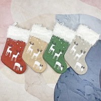 Sacs cadeaux de Noël en forme de chaussettes, décorations de Noël imprimées rennes, sacs cadeaux, ornements de bonbons, décorations suspendues