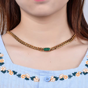 Conjunto de Collar de Cadena Cubana de 7MM, Chapado en Oro de 18K, Acero Inoxidable con Malaquita Verde, Concha Negra y Blanca, Joyería para Uso Diario y Regalo - Product Image 3
