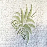 Tissu Jacquard 100% Polyester Imprimé Anti-boulochage Respirant en Tricot Chaîne Certifié OEKO-TEX pour Textile de Maison – Excellent Rapport Qualité-Prix