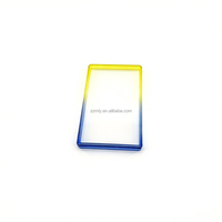 Étui de protection transparent anti-abrasion pour cartes de crédit, style mode, compatible avec les slabs gradés BGS/SGC, en TPU effet arc-en-ciel avec logo.