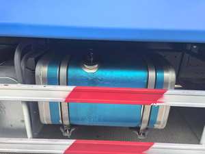 Camión volquete Howo 4x8 de 31 toneladas usado, pocas horas de trabajo, 249KW, motor D10.34-10, modelo 2024, Euro 4, Euro 5, ¡gran oferta! - Product Image 6