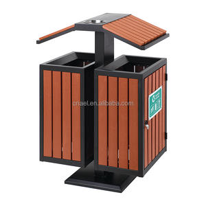 Cubo de <span class=keywords><strong>basura</strong></span> de madera para patio al aire libre Estructura de pie comercial <span class=keywords><strong>Dos</strong></span> <span class=keywords><strong>compartimentos</strong></span> Cubo de <span class=keywords><strong>basura</strong></span> de estilo de madera para uso público - Product Image 5