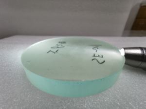 Unimoss SiC VVS-material transparente verde sin cortar sin pulir, de alta pureza, precio por gramos, moissanita sintética rugosa, en venta - Product Image 2