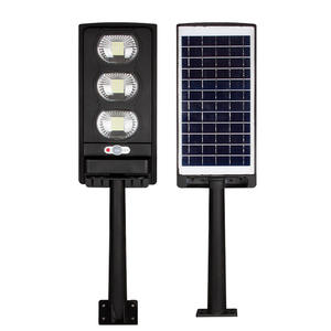 Farola LED solar impermeable 100W/200W/300W IP65 con batería para uso en jardín Sistema de energía todo en uno - Product Image 1
