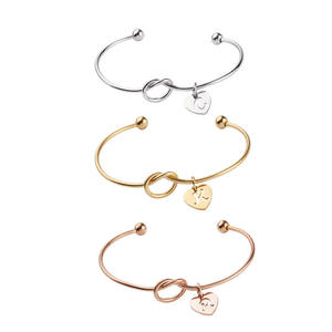 Argento oro rosa fai da te braccialetto personalizzato con lettera alfabeto nodo aperto in acciaio inox moda braccialetto stile amore annodato - Product Image 1
