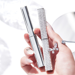 Nuevo lápiz labial delgado de plata de alta calidad Etiqueta Privada de lujo lápiz labial cosméticos maquillaje mate lápiz labial impermeable al por mayor - Product Image 2