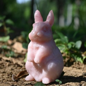 Venta al por Mayor de Ópalo Rosa Natural Tallado en Forma de Conejo, Artesanía de Piedra Feng Shui para Decoración del Hogar - Product Image 5