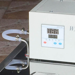 Bain-marie thermostaté BIOBASE en acier laminé à froid avec revêtement en poudre pour laboratoire - Product Image 3