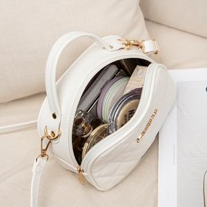 Nouvel Arrivage Dropshipping : Sac à bandoulière matelassé brodé, style décontracté et tendance, sacoche bandoulière - Product Image 4