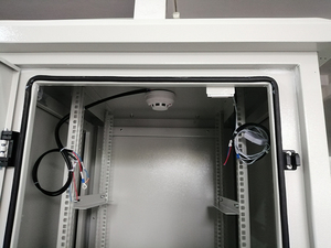 Outdoor Telecom 19inch Rack Equipment <b>Cabinet</b> With Fan LJ-TBT-13 Equipment <b>Cabinet</b> LJ-TBT-13 - Product Image 3