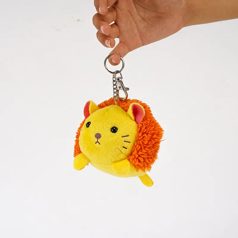 Venta al por mayor personalizado lindo llavero juguetes regalo promocional cadena León felpa llaveros
