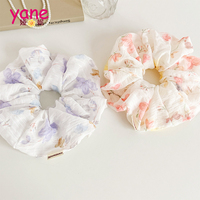 Scrunchie rambut besar berbahan kain floral Korea untuk wanita, lembut dan segar, aksesori rambut gaya liburan untuk kuncir kuda.
