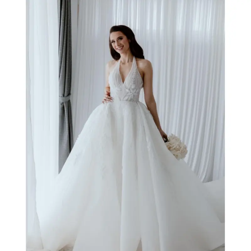 15328Exquisite Detachable Sweep Train Halter Neck Wedding Dress Luxury V-neck Lace Pearl Beading Illusion Ball Gown Bridal Gown