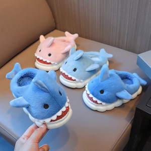 2025 Hot Bán Tùy Chỉnh Động Vật Dép Đi Trong Nhà Dễ Thương Lông Cá Mập Phim Hoạt Hình Mùa Đông Dép Đi Trong Nhà Cho Trẻ Em Khâu Peluches Sang Trọng Tùy Chỉnh - Product Image 4