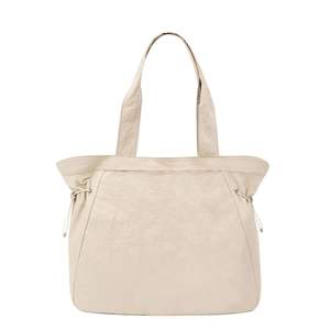 <span class=keywords><strong>Sac</strong></span> fourre-tout de sport en nylon unisexe 18L <span class=keywords><strong>sac</strong></span> à bandoulière pliable et réutilisable de voyage <span class=keywords><strong>sac</strong></span> à <span class=keywords><strong>main</strong></span> d'extérieur de grande capacité étanche avec logo personnalisé - Product Image 3
