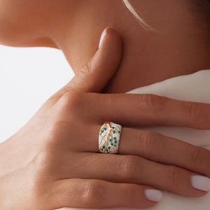 <span class=keywords><strong>Anello</strong></span> Personalizzato con Albero <span class=keywords><strong>della</strong></span> <span class=keywords><strong>Vita</strong></span> in Nano Verde Incastonato, Design di Nicchia di Alta Gamma, <span class=keywords><strong>Anello</strong></span> in <span class=keywords><strong>Argento</strong></span> Sterling 925 all'Ingrosso - Product Image 1