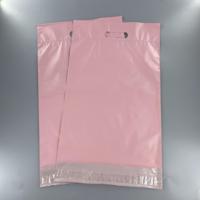Sacs d'expédition en polyéthylène personnalisés avec poignée rose découpée, auto-adhésifs et imperméables pour l'emballage de boutiques