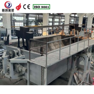 Moule de bateau en plastique à vente chaude, moule de kayak et machine de rotomoulage à balançoire de four avec <span class=keywords><strong>prix</strong></span> <span class=keywords><strong>d</strong></span>'usine - Product Image 6