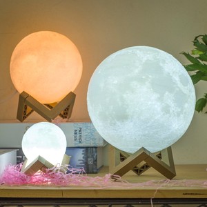 Lámpara LED recargable de 15cm, luz de luna de impresión 3D con soporte, lámpara de noche táctil para niños - Product Image 1
