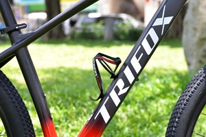 VTT en carbone <span class=keywords><strong>TRIFOX</strong></span> avec transmission M6100 12 vitesses et freins à disque hydrauliques pour la course professionnelle <span class=keywords><strong>TRIFOX</strong></span> M2 [Transmission 12 vitesses] - Product Image 2