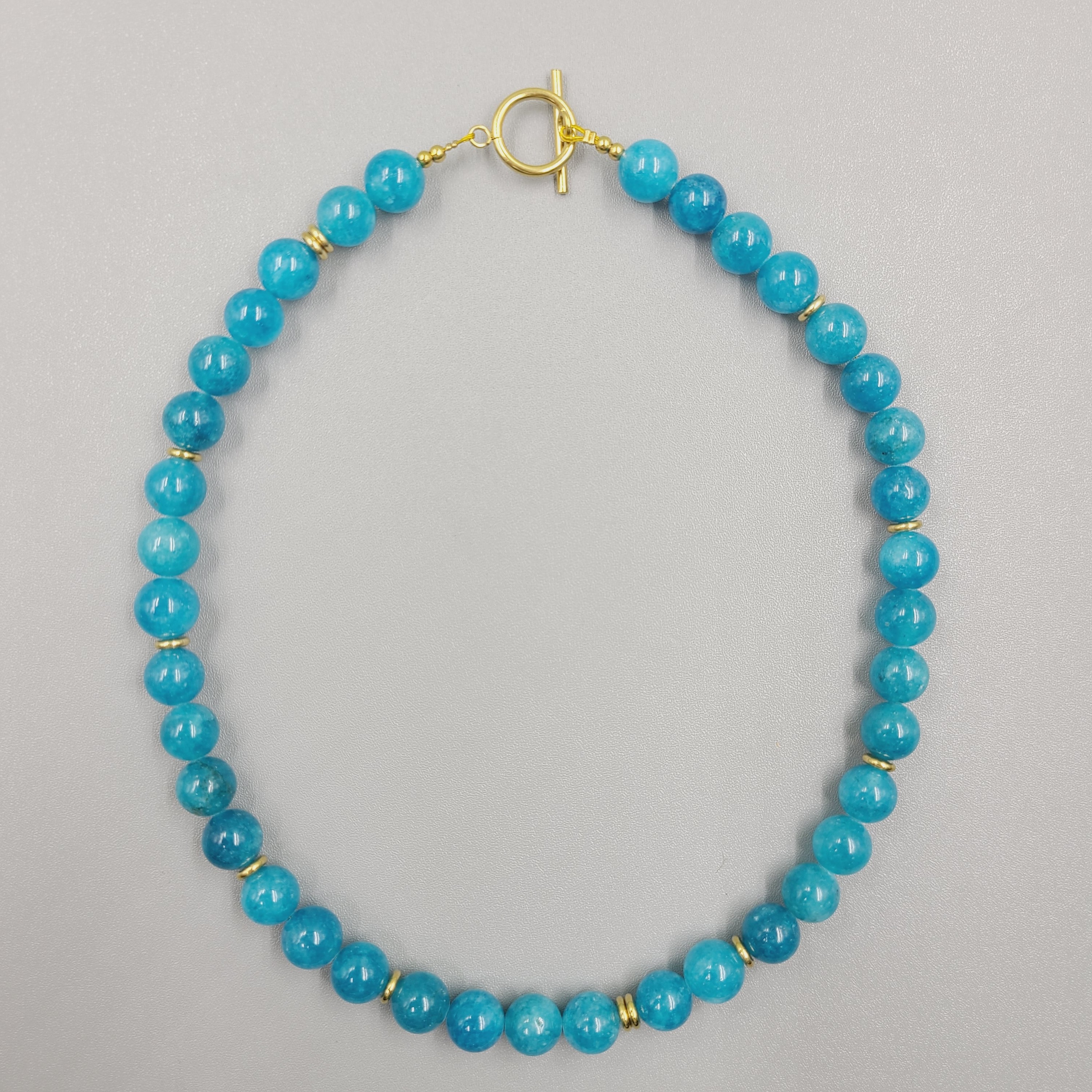 Collana di calcedonio Apatite