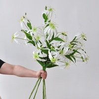Großhandel Real Touch Künstliche 3 Köpfe Feuer lilie Blume Gloriosa Superba Dekorative Flammen lilie für Party Hotel Dekoration