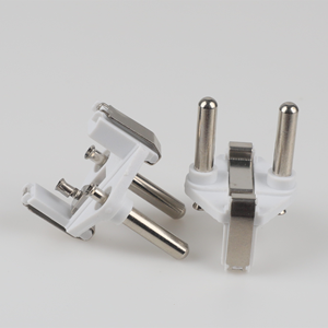 Spina <span class=keywords><strong>Elettrica</strong></span> Turca a 2 Pin in Rame 10A con 3 Prese Antimanomissione per Cavo di Alimentazione Francese - Product Image 3