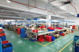 เลื่อยโซ่ยนต์ไร้สายลิเธียมไอออน 21V แบบชาร์จไฟได้ 2AH ขนาดกะทัดรัด พกพาสะดวก สำหรับงาน DIY ตัดไม้ในบ้านและนอกบ้าน - Product Image 5