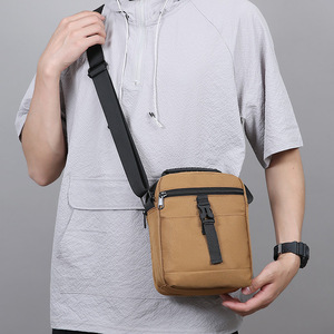 Sac à bandoulière multifonctionnel portable et tendance pour homme, sacoche de téléphone portable en nylon, petit sac de sport décontracté - Product Image 6