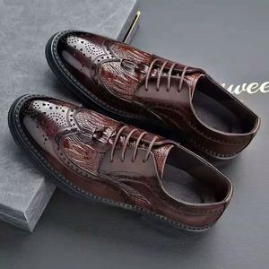 Chaussures habillées en cuir noir pour hommes, style britannique, décontractées, grande taille, à bout pointu, pour soirée, affaires et mariage - Product Image 2