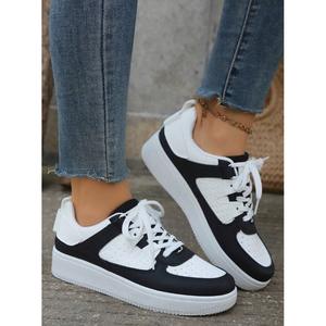 Sneakers Unisex Nere Alla Moda con Tomaia in PU Traspirante e Design Semplice Suola Chunky - per Uomini e Donne - Product Image 5