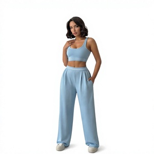 Ensemble de yoga deux pièces uni : débardeur court et pantalon large – Tenue d'été décontractée et active - Product Image 4