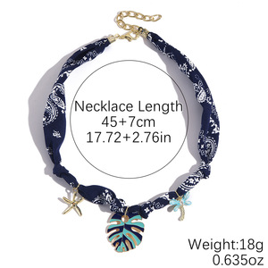 Collana Sciarpa da Donna alla Moda, Personalizzata, Leggera, con Stampa Leopardata, in Tessuto Annodato, con Ciondolo - Product Image 5