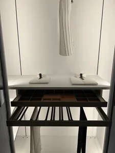 Armarios de Madera Independientes de Lujo para Dormitorio, Armarios Empotrados Personalizados con Puerta Lateral Abatible, Diseño Moderno para Sala de Estar, MDF para Bricolaje - Product Image 6