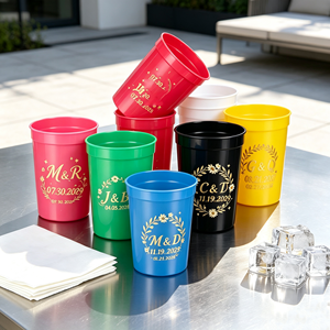 Gobelets de stade en plastique personnalisés avec logo, 1L, 500ml, 700ml, en PP rigide, pour café, lait, thé boba, avec couvercles et serviettes pour cocktails et boissons - Product Image 1