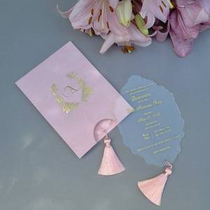 การ์ดเชิญงานแต่ง<span class=keywords><strong>ง</strong></span>านกำมะหยี่สีเบอร์กันดีสุดหรูพร้อมโลโก้ปั๊มทอ<span class=keywords><strong>ง</strong></span>คำ ชุดการ์ดอะคริลิคสำหรับเจ้าสาว ขนาด 5x7 นิ้ว พร้อมซองใส่การ์ด - Product Image 5