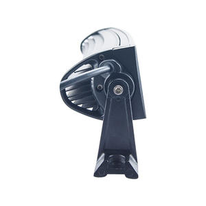 Autres accessoires d'éclairage de voiture voiture suv hors route <span class=keywords><strong>barre</strong></span> lumineuse à <span class=keywords><strong>LED</strong></span> rgb <span class=keywords><strong>barre</strong></span> lumineuse <span class=keywords><strong>LED</strong></span> incurvée à une rangée <span class=keywords><strong>4x4</strong></span> - Product Image 4