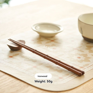 Palillos Creativos de Bambú y Madera <span class=keywords><strong>para</strong></span> Uso Doméstico, Juego de Palillos Japoneses Puntiagudos Personalizados - Product Image 2