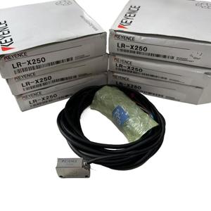 Capteur laser vert série LR-X, détection anti-reflet pour l'automatisation de l'inspection de la hauteur des pièces, LR-X100 - Product Image 2