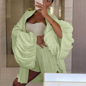 Conjunto de Dos Piezas para <span class=keywords><strong>Mujer</strong></span> Enyami, Corsé y Pantalones Cortos, Elegante Atuendo <span class=keywords><strong>Azul</strong></span> de Algodón, Blusa Holgada con Mangas de Pétalo, Pantalones Cortos de Cintura Alta con Cinturón - Product Image 4