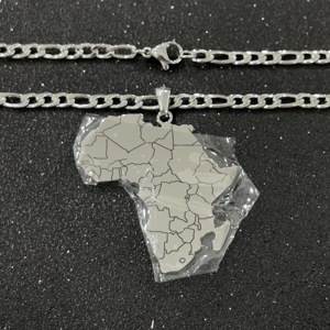 Collar con colgante de mapa de África de alta calidad, estilo Hip-Hop, acero inoxidable con chapado en oro para mujeres y hombres - Product Image 5