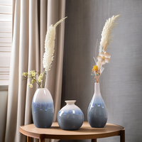 Beau vase en céramique de différentes formes pour salon affichage décor de bureau conception européenne simple grands hôtels restaurants