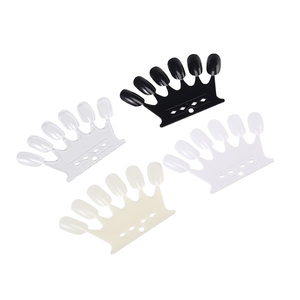 Échantillons de vernis à ongles en forme de bague pour présentation et pratique, avec support transparent en forme de couronne - Product Image 5