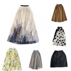 Jupe mi-longue évasée pour <span class=keywords><strong>femme</strong></span> en mousseline respirante, coupe ajustée, avec ourlet floral et décoration en dentelle, taille naturelle, idéale pour l'automne - Product Image 1