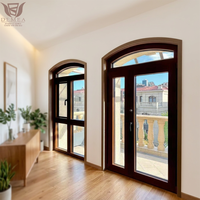 Puerta Minimalista Insonorizada con Diseño Decorativo de Rejilla, Aislamiento de Doble Cristal, Aleación de Aluminio y Madera para Exteriores de Villas de Lujo